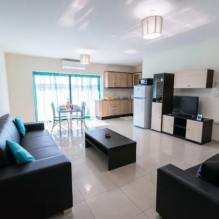 Cordoba Seafronts Flat 6 *