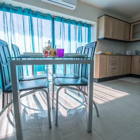 Cordoba Seafronts Flat 6 * St Paul's Bay